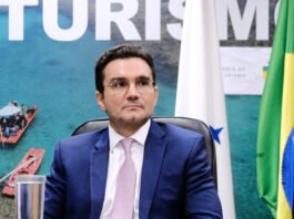 Celso Sabino é expulso do União Brasil após descumprir ordem para deixar governo Lula e segue em ministério