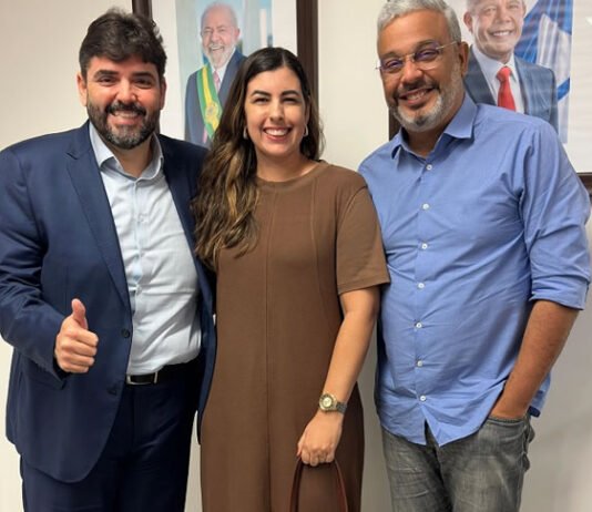 Camila Moura assume a gerência do Ponto SAC em Cruz das Almas: ex-vereadora inicia a nova fase com foco no atendimento ao cidadão do recôncavo; veja