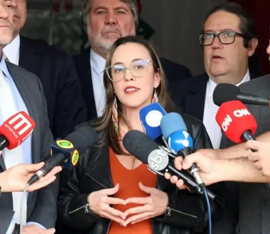 Presidenta do PSOL tem visto cancelado pelos Estados Unidos