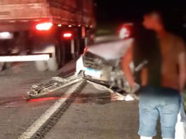 Ex-prefeito de Muritiba, Danilo de Babão se envolve em grave acidente na BR-101, trecho entre Cruz das Almas e Muritiba; veículo se partiu em duas partes
