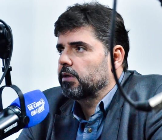 Secretário Adolpho Loyola rebateu ACM Neto e lembra fuga de eleição em 2018: ‘Correu do páreo e nós temos um grupo’