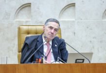 Barroso diz que concorda com dois crimes contarem como um só no julgamento dos atos golpistas