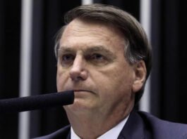 Supremo mantém medidas restritivas e prisão domiciliar de Bolsonaro: Moraes fala em evitar risco de fuga; saiba mais