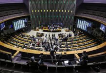 PL que isenta IR até R$ 5 mil será votado na quarta, 1º de outubro