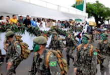 Santo Antônio de Jesus celebra a Independência do Brasil com desfile cívico-cultural e Avenida Ursicino Pinto de Queiroz é tomada por clima festivo; confira