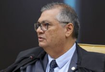 Julgamento da trama golpista Moraes e Dino devem votar hoje sobre mérito da acusação; veja o que esperar da sessão