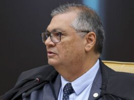 Julgamento da trama golpista Moraes e Dino devem votar hoje sobre mérito da acusação; veja o que esperar da sessão
