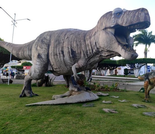Vale do Jiquiriçá: Conheça Santa Inês, famosa pelos seus dinossauros; esculturas gigantes das espécies pré-históricas atraem visitantes no interior da Bahia