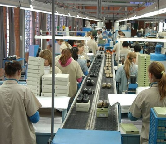 PIB brasileiro cresce 0,4% no 2º trimestre de 2025 e atinge patamar recorde