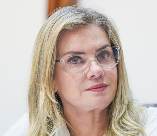 Ivana Bastos nega convite para ser vice em chapa de Jerônimo Rodrigues e diz: ‘Não houve nenhum telefonema’; confira