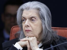 Advogado afirma que ex-ministro tentou demover Jair Bolsonaro, e Cármen Lúcia pergunta: ‘Demover de quê?’; saiba mais