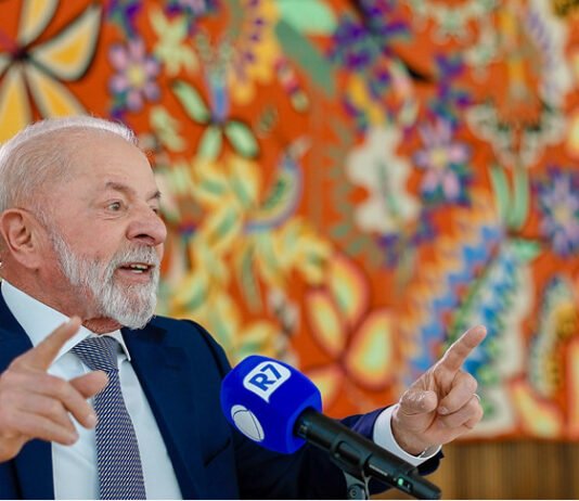‘E o Bivar, como tá?’: a pergunta de Lula que ajudou a enterrar a relação com chefe do União Brasil