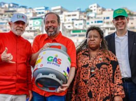 Em Belo Horizonte, Lula anuncia programa que garante botijões de gás gratuitos para milhões de famílias