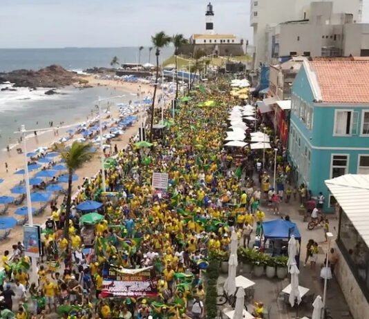 Condenação de Bolsonaro fragiliza bolsonarismo na Bahia e movimento tende a migrar apoio integral a ACM Neto