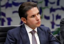 Motta pediu a Vorcaro ‘empréstimo’ de R$ 22 milhões para cunhada; presidente da Câmara diz que a operação foi legal