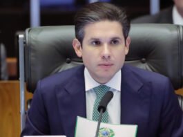 PEC da Blindagem: ‘Motta agiu sozinho em movimento surpresa’, dizem aliados de Davi Alcolumbre no Senado; confira