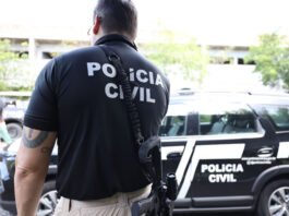Jovem é presa após tentar matar filha bebê sufocada com travesseiro na Bahia