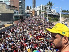 Mais de 50 mil pessoas foram ao ato contra ‘PEC da Blindagem’ e anistia em Salvador, segundo organizadores