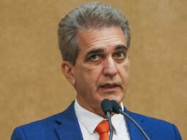 Ao lembrar da privatização da RLAM, deputado Robinson culpa Trump e Bolsonaro por alta nos combustíveis