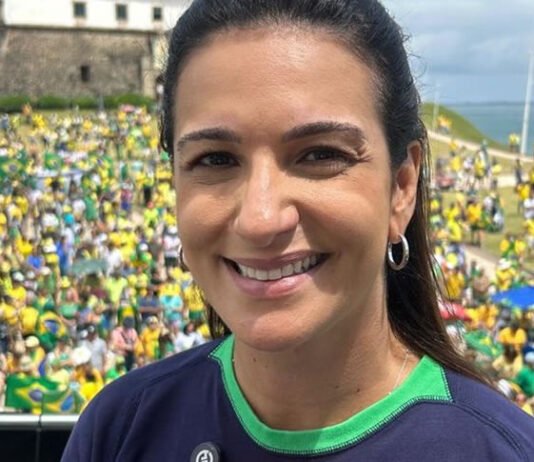 Roberta Roma comentou movimento de reaproximação com ACM Neto e fala de derrotar e expulsar o PT do país; confira