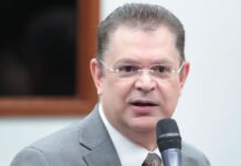 Após Fux divergir de Moraes, líder do PL na Câmara vê ‘sinal de esperança’ em julgamento de Bolsonaro no STF
