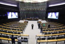 Câmara inicia debate sobre o fim da escala 6×1 nesta terça (5)