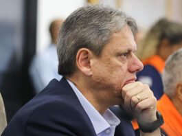 Após visita, Tarcísio de Freitas defendeu anistia para ‘pacificar’ país e diz que é ‘triste’ ver situação de Bolsonaro; confira