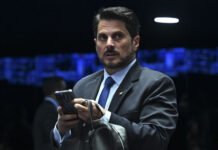 Senado oficializa afastamento de Marcos do Val; regras permitem que senador volte antes do prazo