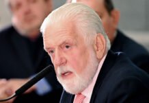 Após pesquisa, Jaques Wagner já prevê retomada de discussão sobre chapa ao Senado e afasta fragmentação da base