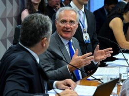 Alcolumbre escolhe Renan Calheiros para relatar projeto que amplia isenção do IR no Senado