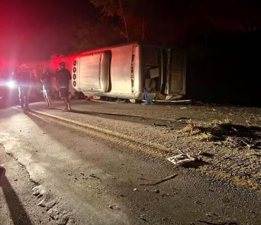 Sete baianos morreram em acidente com ônibus no Agreste de Pernambuco; veículo voltava para cidade de Brumado