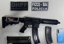 Motorista por aplicativo é preso por transportar fuzil no ferry-boat; suspeito fazia travessia da Ilha de Itaparica