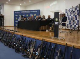 ‘Foi o maior baque que o Comando Vermelho já tomou’, diz secretário da Polícia Civil após ação no Rio de Janeiro