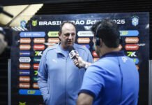 Rogério Ceni reclama de pedido negado para mudar jogo do Bahia, critica calendário e afirma: ‘Não faz sentido’