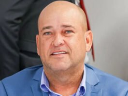 Preso há seis meses, o deputado Binho Galinha não deve ser afastado da AL-BA e fica amparado por Regimento; confira