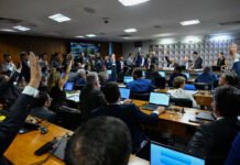 Lula exonera indicados do Centrão após derrubada de MP no Congresso, mas preserva afilhados de Lira
