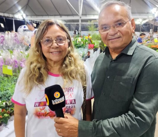 Veja: Santo Antônio de Jesus se encanta com a 13ª Exposição Flores de Holambra. Presidente do Rotary Clube, Dorothy Nunes diz: “É um evento importante”