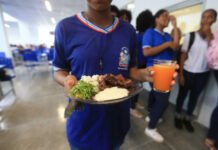 SEC oferece 30 milhões de refeições mensais como parte do Programa de Alimentação Escolar