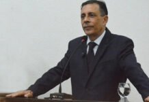 Secretário pede demissão de prefeitura de Feira; pasta esteve envolvida em divulgação de dados de pacientes com HIV