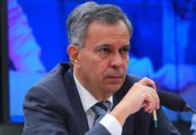 PDT baiano quer eleger três deputados federais e três estaduais em 2026: Félix Jr. teve encontro com Rui Costa; confira