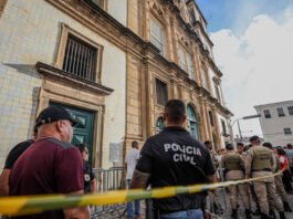 ‘Igreja de Ouro’ tem obras prorrogadas em Salvador; atividades começaram após desabamento matar turista