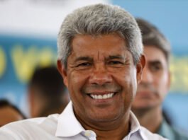 Jerônimo decreta ponto facultativo no feriado de Corpus Christi para servidores estaduais