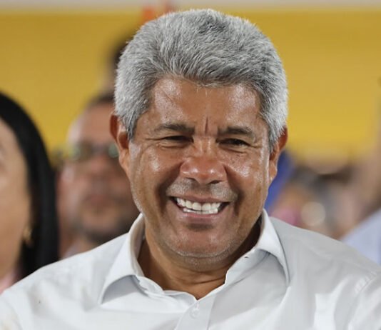 Jerônimo Rodrigues usou a metáfora da ‘omelete’ para defender um consenso na escolha da chapa para eleições de 2026