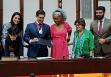 Saiba quem é Marco Antônio, agraciado na Assembleia Legislativa da Bahia com a Comenda 2 de Julho durante sessão