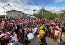 Carreta da alegria, doces, robô, futebol de sabão, distribuição de 1.000 presentes e mais: veja como foi o Dia das Crianças em Muniz Ferreira