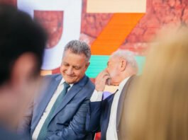 Na Bahia, Lula diz que não quer saída de Rui Costa, mas afirma que não impedirá candidatura de ministros