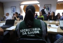 Casos suspeitos de intoxicação por metanol na Bahia são descartados pela Sesab; secretaria realizou reunião