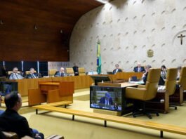 Lula e Trump discutiram fim de sanções a ministros do STF