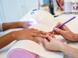 Anvisa segue União Europeia e decide proibir substâncias usadas em esmaltes em gel por risco de câncer e infertilidade