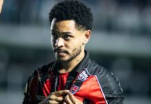 Tabu quebrado: Matheuzinho decide e Vitória derrota o Santos pela primeira vez na história em São Paulo